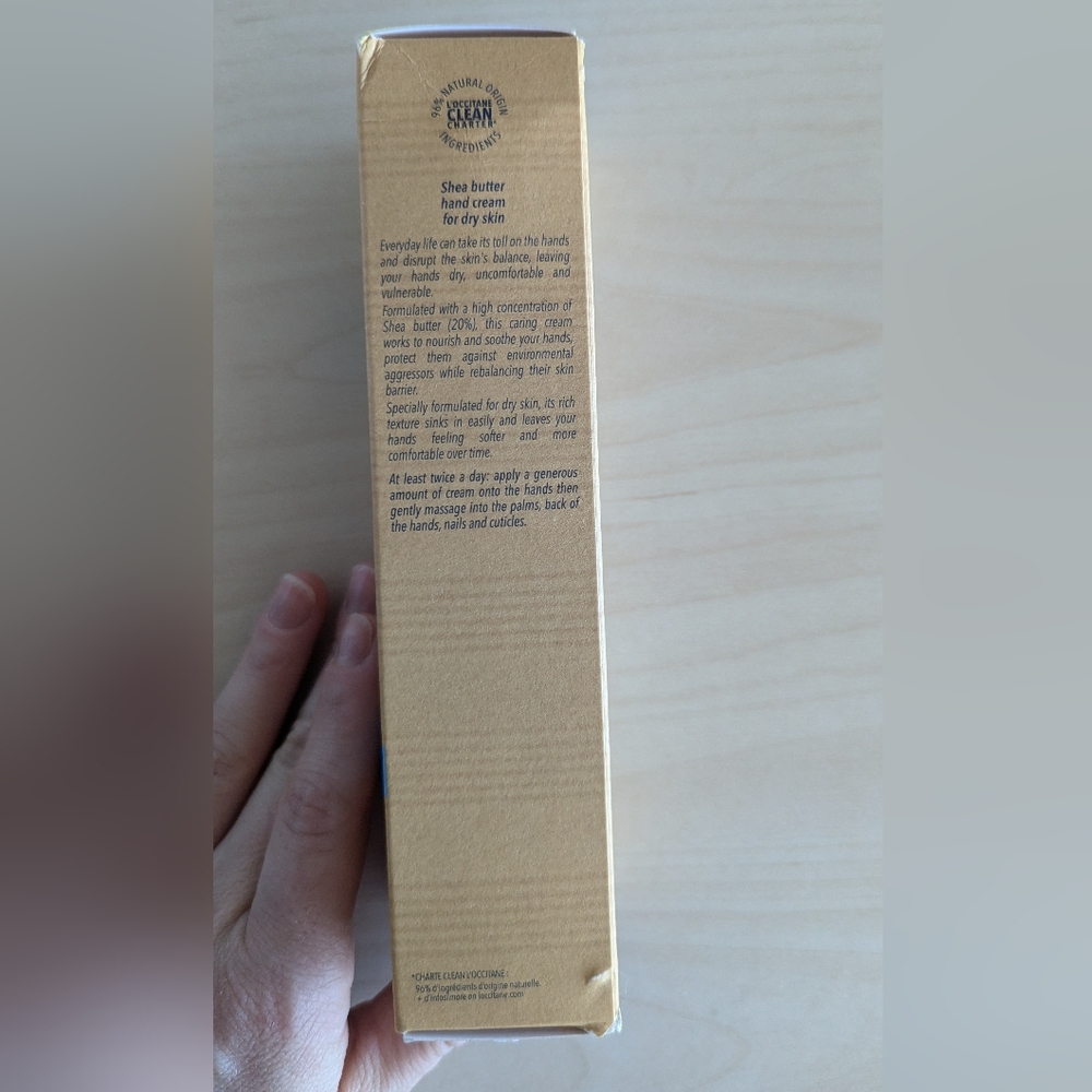 π Brand New π L'Occitane CrΓ¨me Mains π - Picture 2 of 3